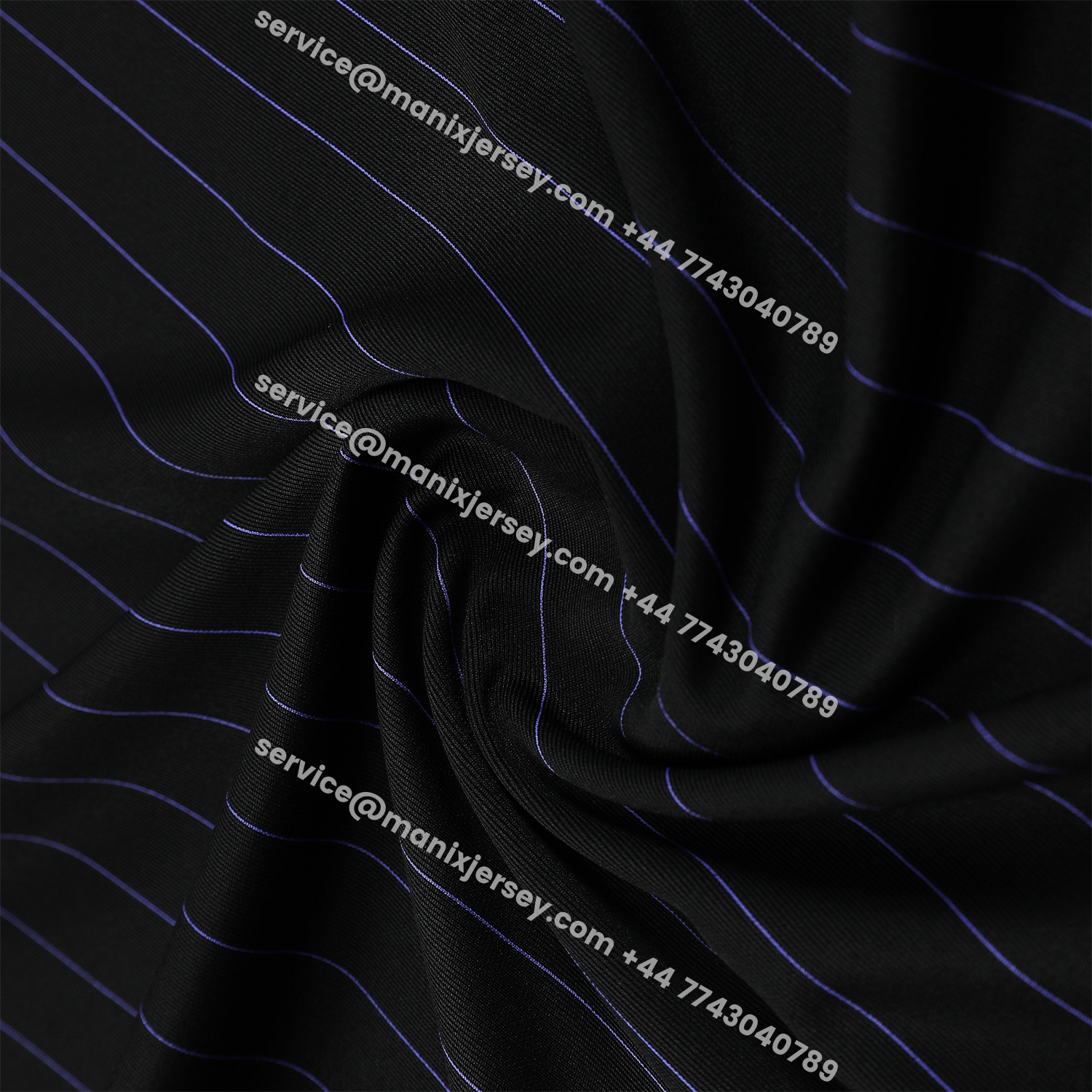 ManixJersey.com | Manchester United 25-26 Short-Sleeve Training Set - Black Top & Black Shorts -Customize Name, Number and Patch | Worldwide Shipping