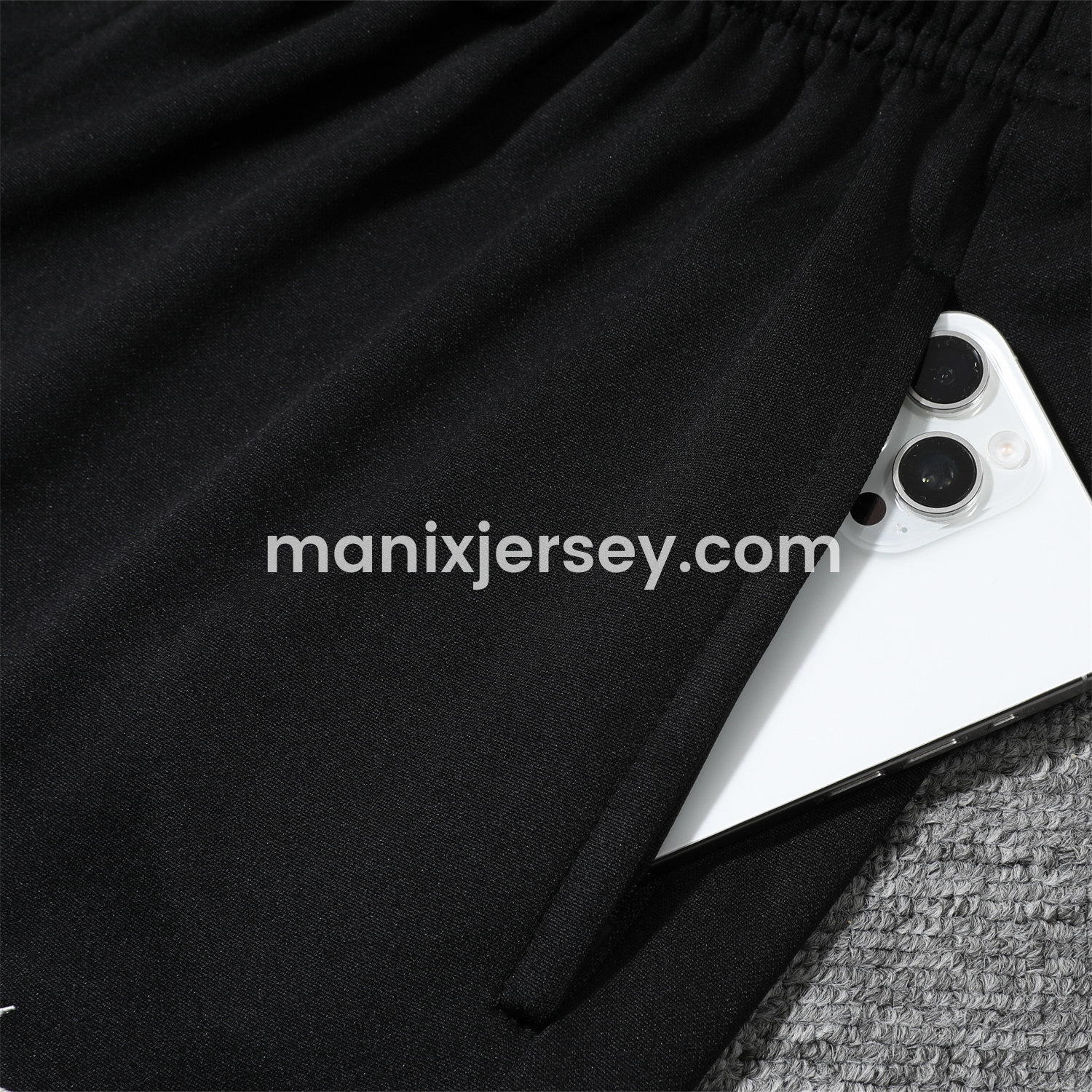 ManixJersey.com | Paris Saint-Germain PSG 25-26 POLO Short-Sleeve Training Set - Blue Green Top and Black Pants -Customize Name, Number and Patch | Worldwide Shipping