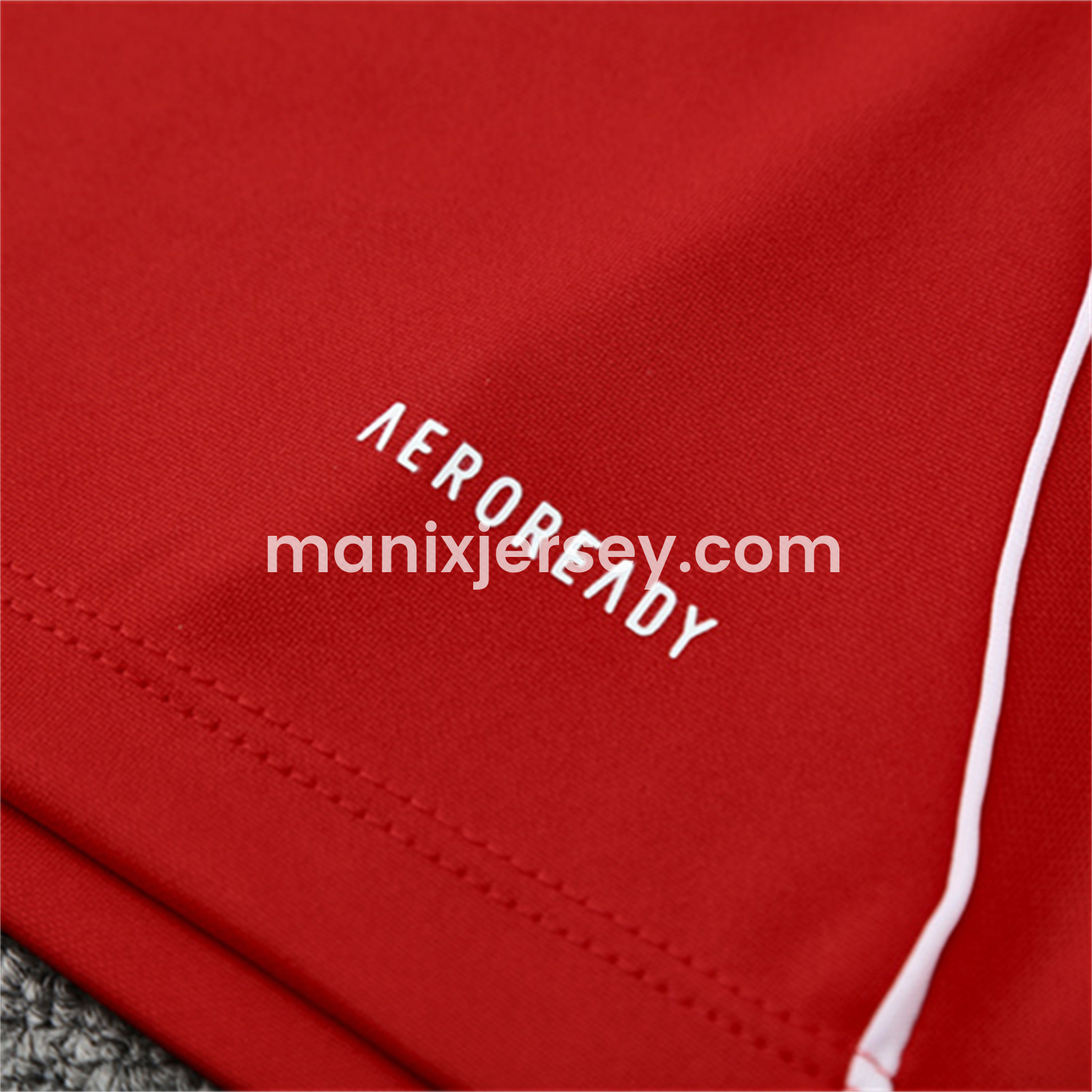 ManixJersey.com | Manchester United 25-26 Long Sleeves Training Set - Red Top & Black Pants -Customize Name, Number and Patch | Worldwide Shipping