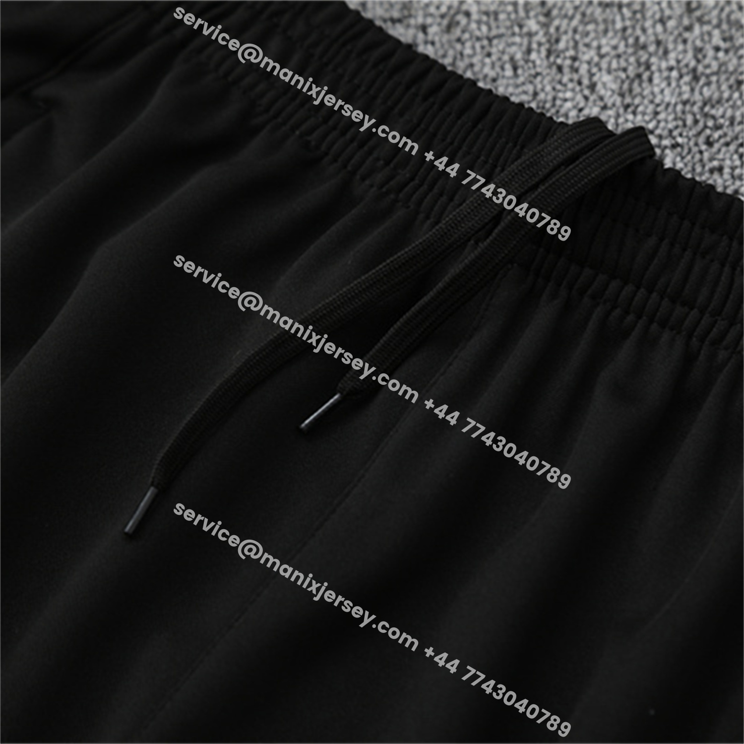ManixJersey.com | Liver.pool 25-26 Kids Long Sleeve Training Set - Black Top & Black Pants -Customize Name, Number and Patch | Worldwide Shipping