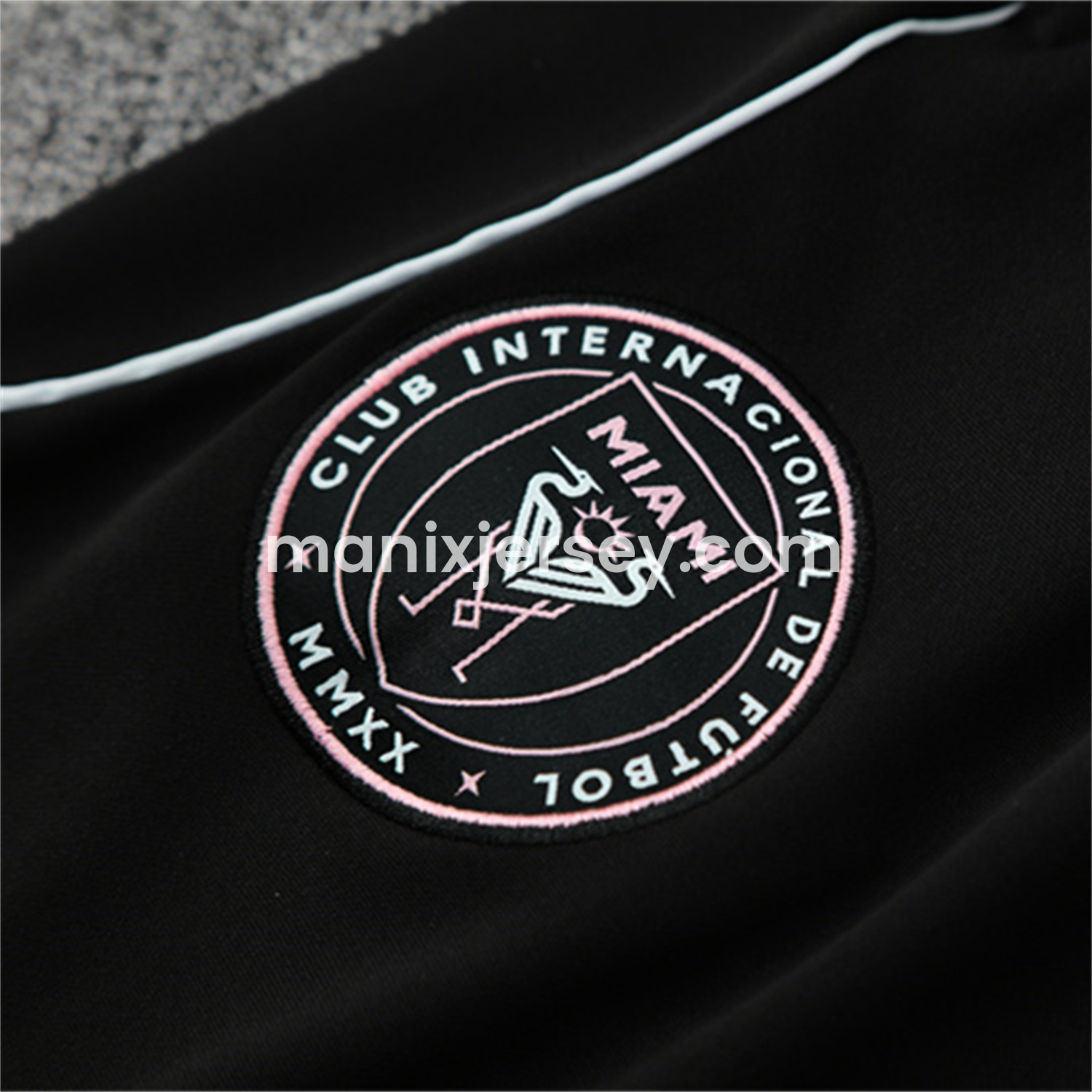 ManixJersey.com | INT M.A.M 25-26 Kid Long Sleeves Training Set - Black Top & Black Pants -Customize Name, Number and Patch | Worldwide Shipping