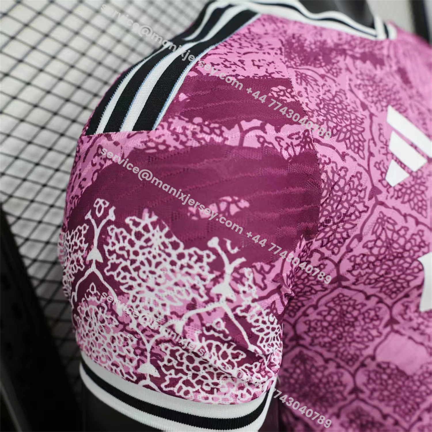 ManixJersey.com | Real Madrid 25-26 Pink With Purple Texture Special Jersey - Player Version -Customize Name, Number and Patch | Worldwide Shipping