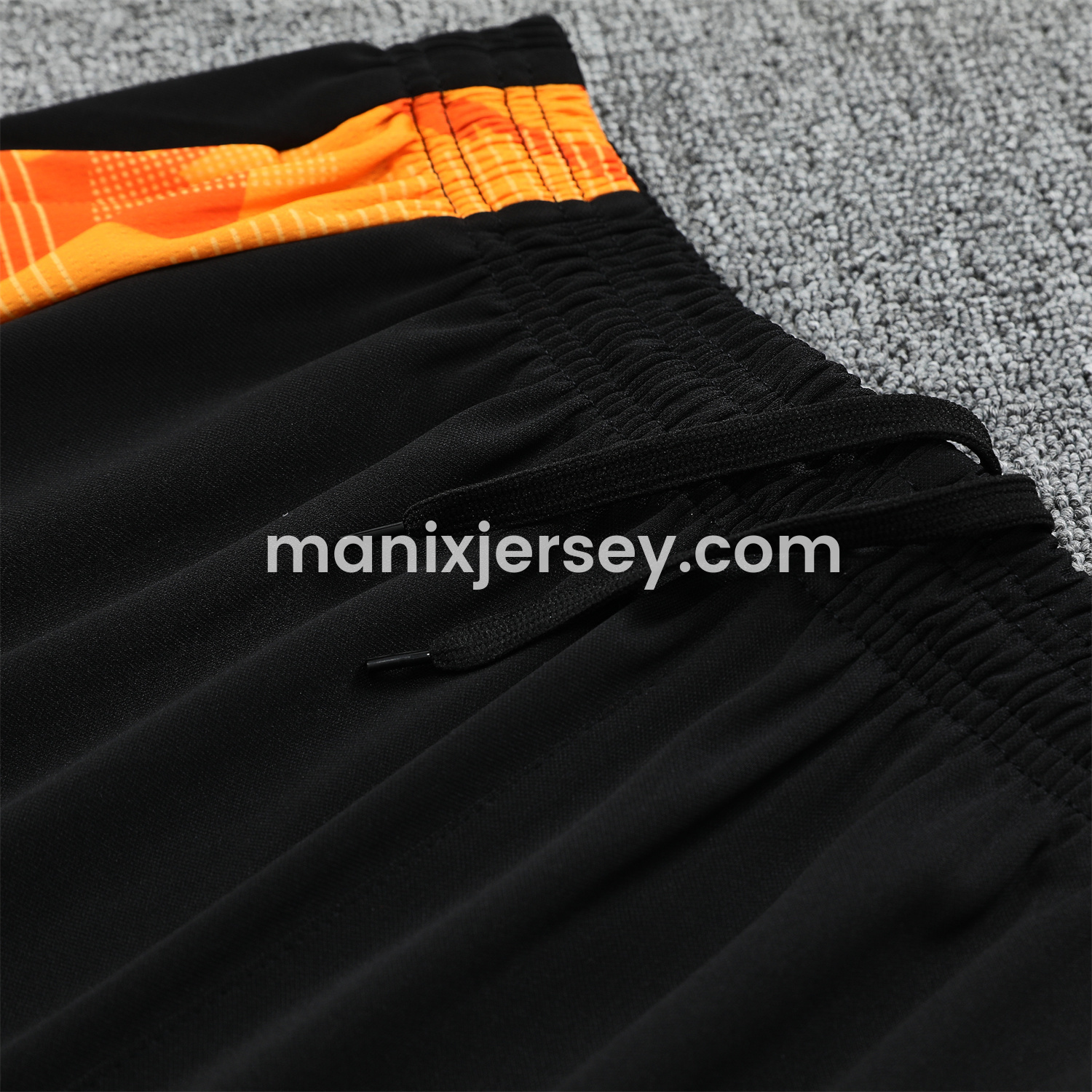 ManixJersey.com | Atletico Mineiro 25-26 Vest Training Set - Black Vest With Black Shorts -Customize Name, Number and Patch | Worldwide Shipping