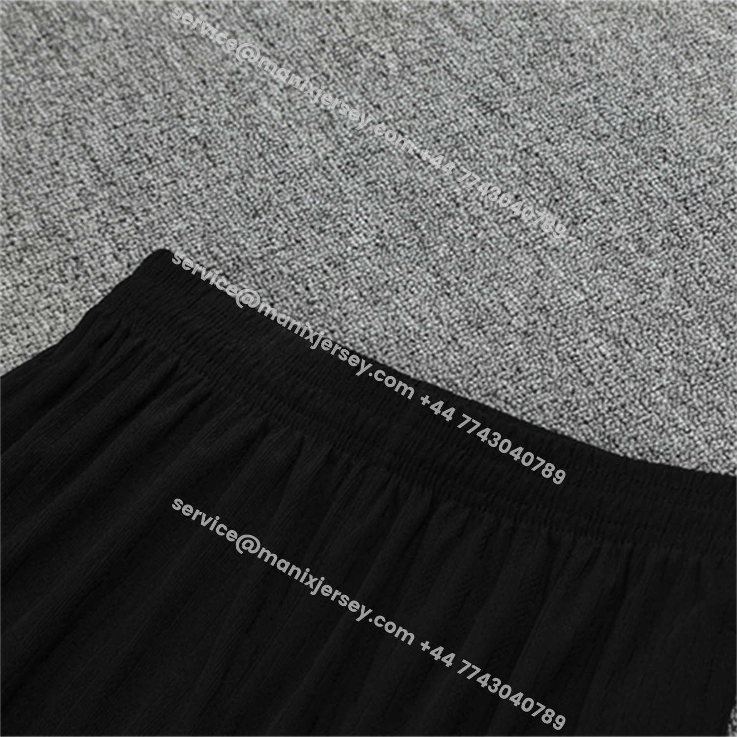 ManixJersey.com | Paris Saint-Germain PSG 25-26 Long Sleeve Training Set - Player Version - White Top and Black Pants -Customize Name, Number and Patch | Worldwide Shipping