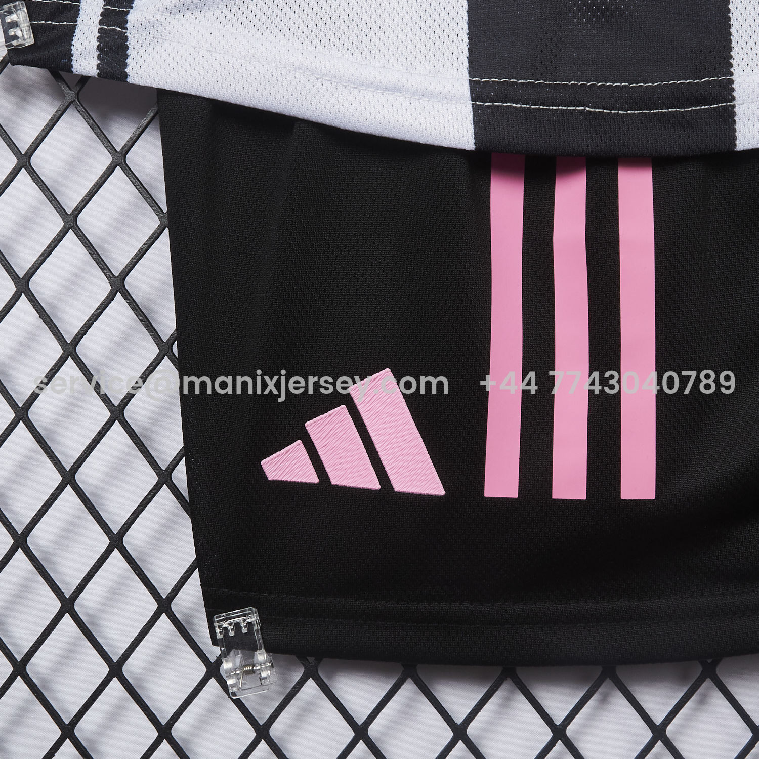 ManixJersey.com | Juventus 25-26 Home Kids Kit - Player Version -Customize Name, Number and Patch | Worldwide Shipping