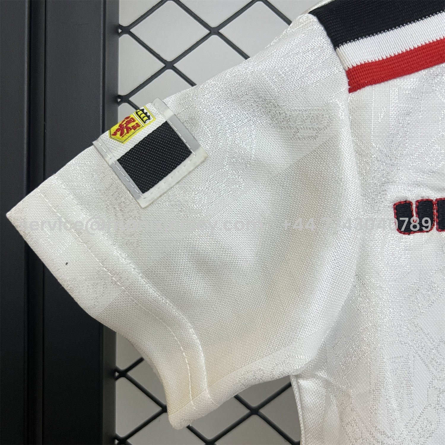 ManixJersey.com | Retro Manchester United 1997-98 Away Kids Kit -Customize Name, Number and Patch | Worldwide Shipping