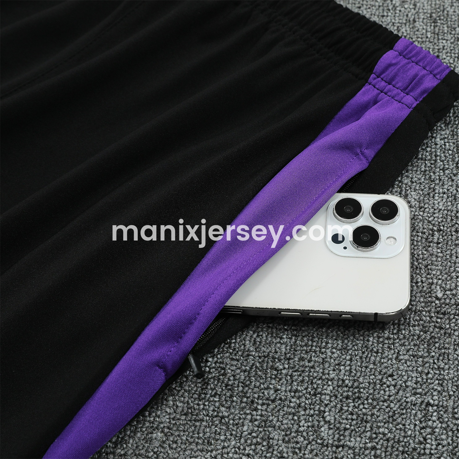 ManixJersey.com | Germany 25-26 POLO Short-Sleeve Training Set - White Top Black Pants -Customize Name, Number and Patch | Worldwide Shipping