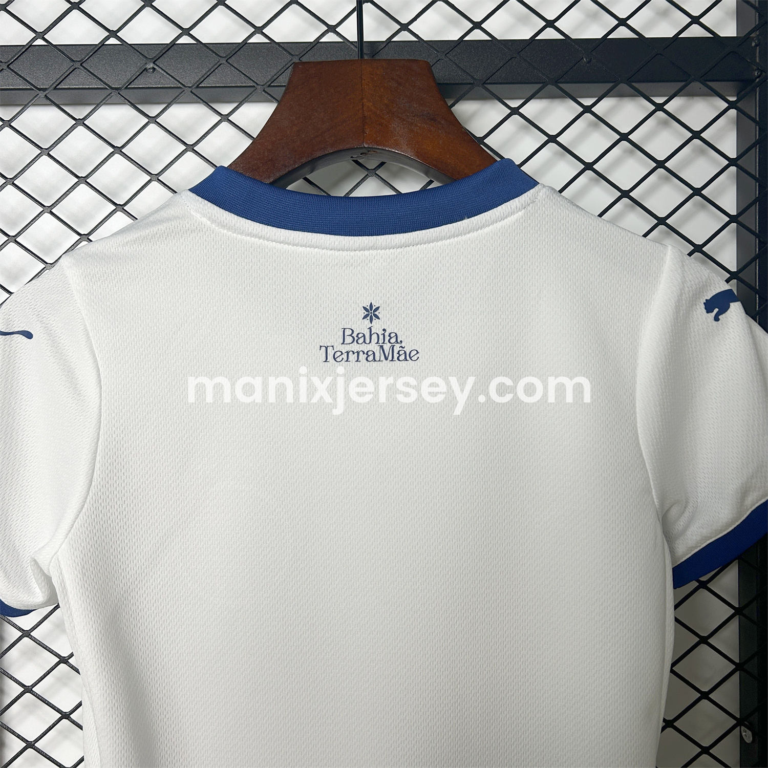 ManixJersey.com | Bahia 25-26 Home Unsponsored Kids Kit -Customize Name, Number and Patch | Worldwide Shipping