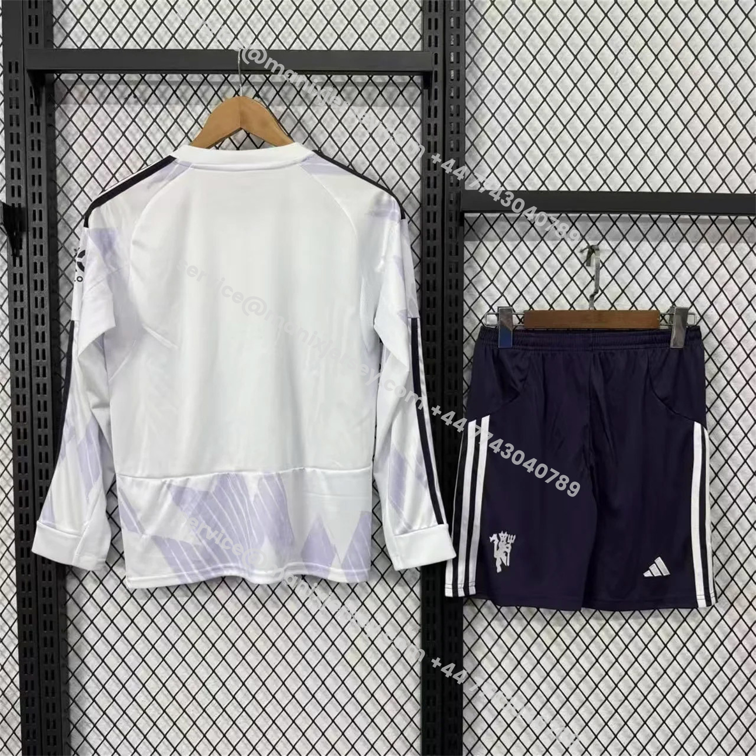 ManixJersey.com | Manchester United 25-26 Away Long Sleeves Kids Kit -Customize Name, Number and Patch | Worldwide Shipping