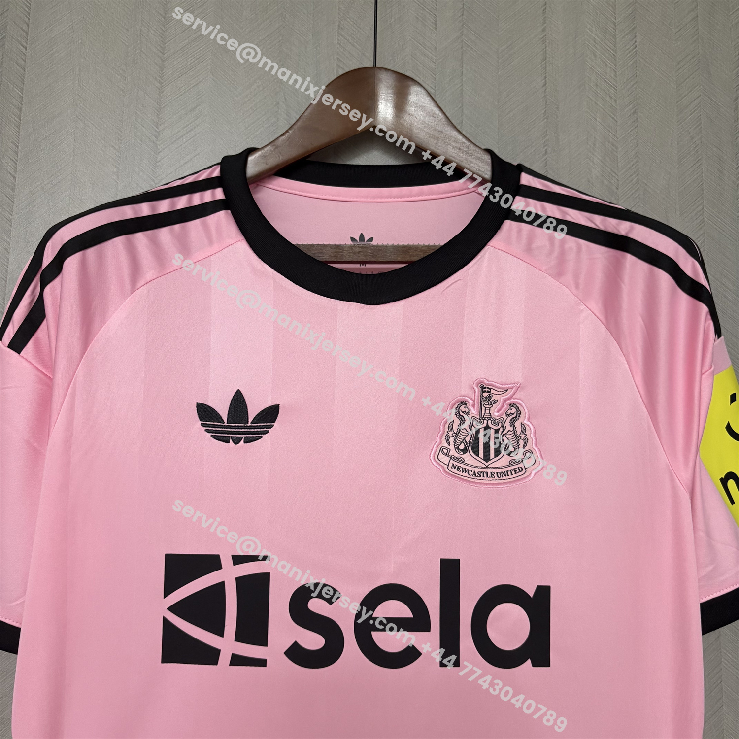 ManixJersey.com | Newcastle United 25-26 Pink Special Jersey - Fans Version -Customize Name, Number and Patch | Worldwide Shipping
