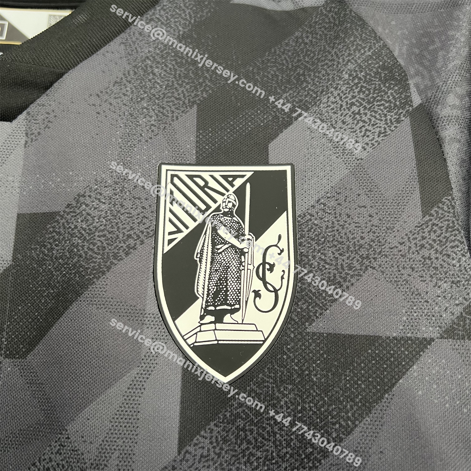 ManixJersey.com | Guimarães 25-26 Away Kids Kit -Customize Name, Number and Patch | Worldwide Shipping