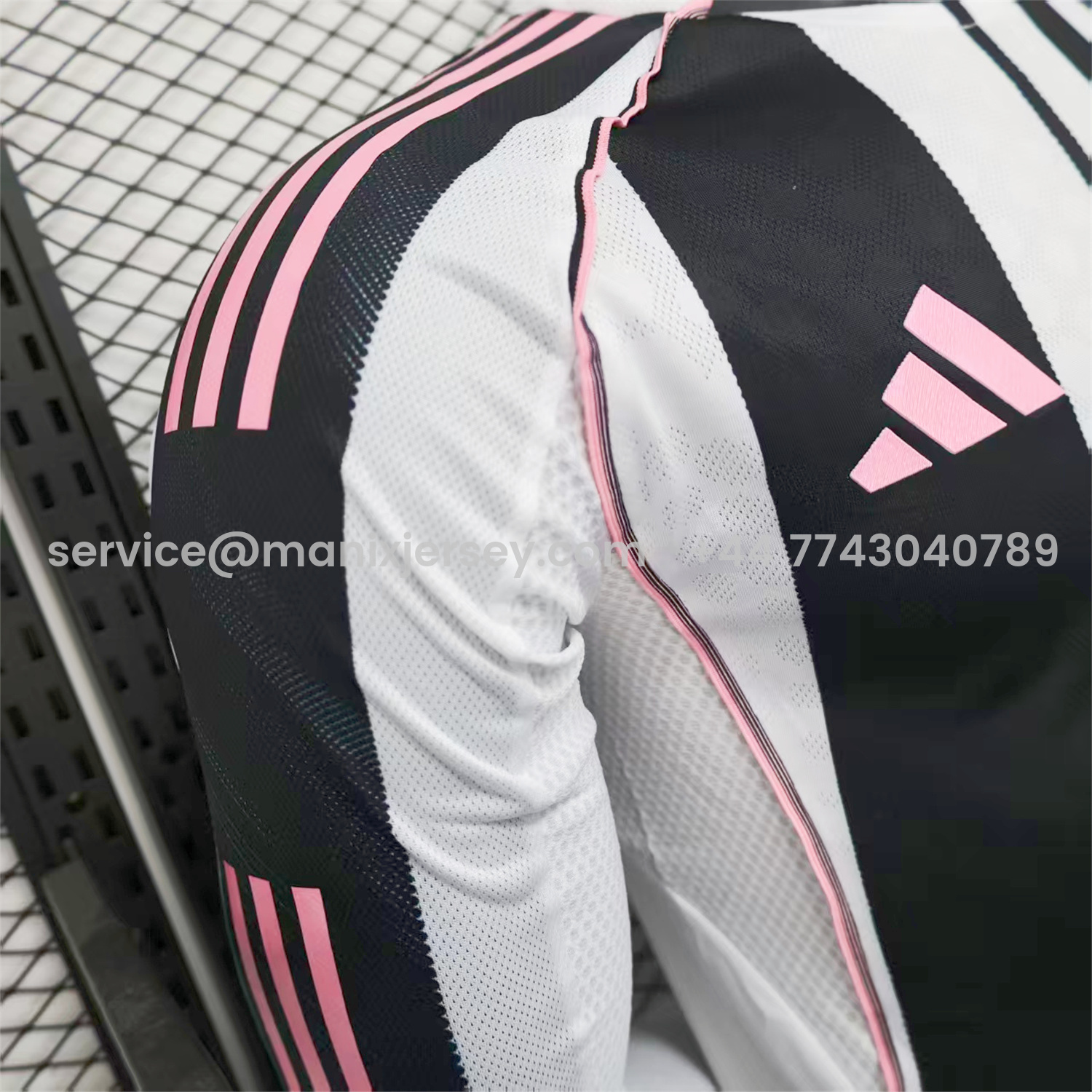 ManixJersey.com | Juventus 25-26 Home Unsponsored Long Sleeves Jersey - Player Version -Customize Name, Number and Patch | Worldwide Shipping