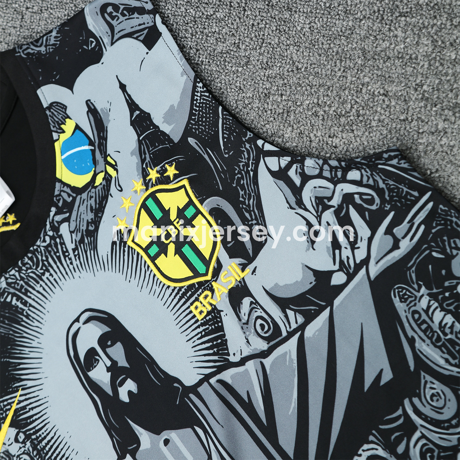 ManixJersey.com | Brazil 25-26 Gray Jesus Statue Vest Training Set - Gray Vest & Black Shorts -Customize Name, Number and Patch | Worldwide Shipping