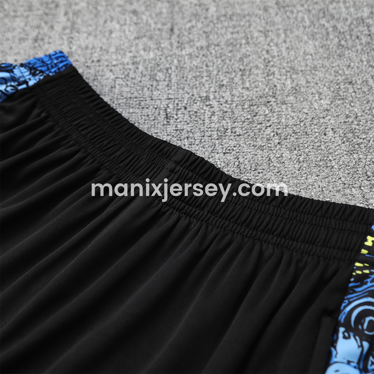 ManixJersey.com | Brazil 25-26 Blue Jesus Statue Vest Training Set - Blue Vest & Black Shorts -Customize Name, Number and Patch | Worldwide Shipping