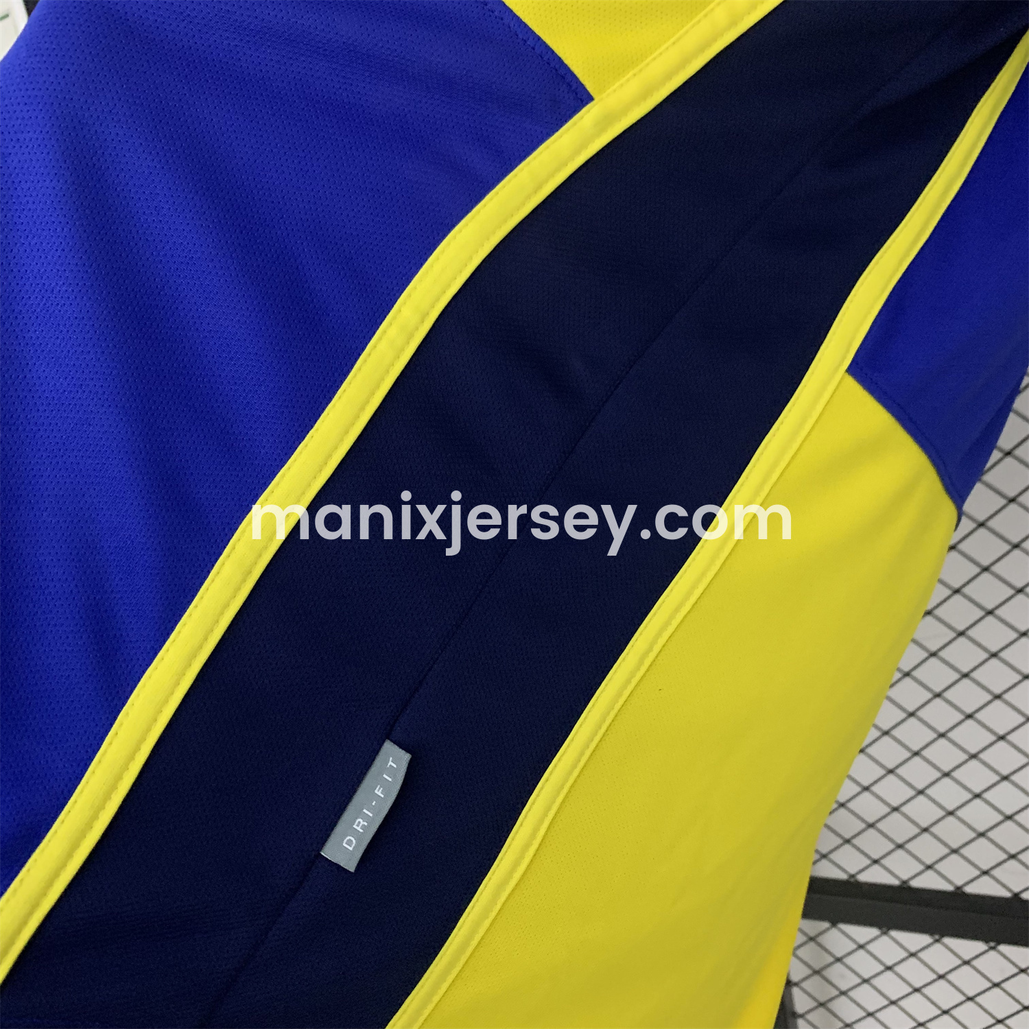 ManixJersey.com | Retro Boca Juniors 2002-03 Home Jersey -Customize Name, Number and Patch | Worldwide Shipping