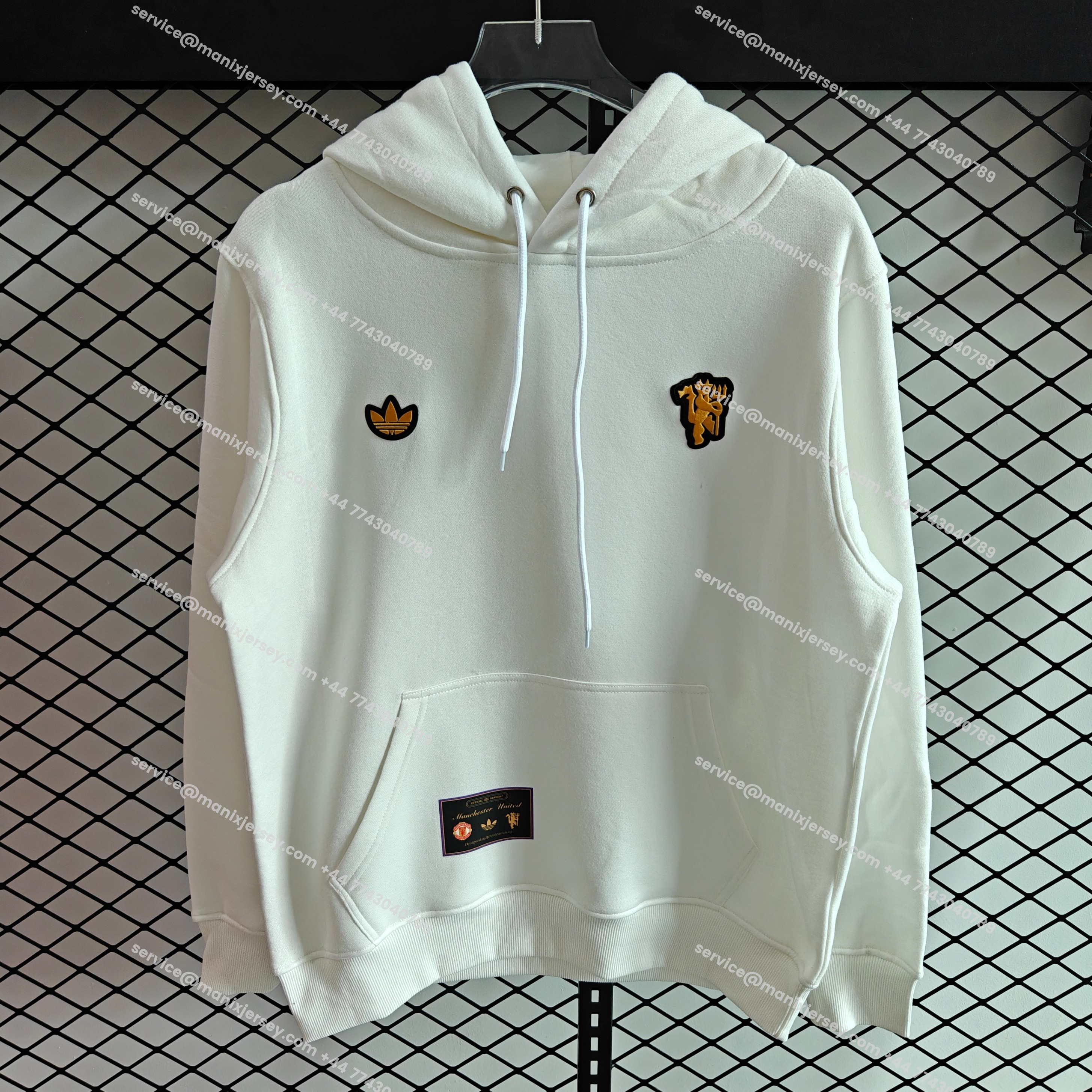 ManixJersey.com | Manchester United 25-26 Originals Terrace Icon Unisex Pullover Hoodie with Yellow Logo -Customize Name, Number and Patch | Worldwide Shipping