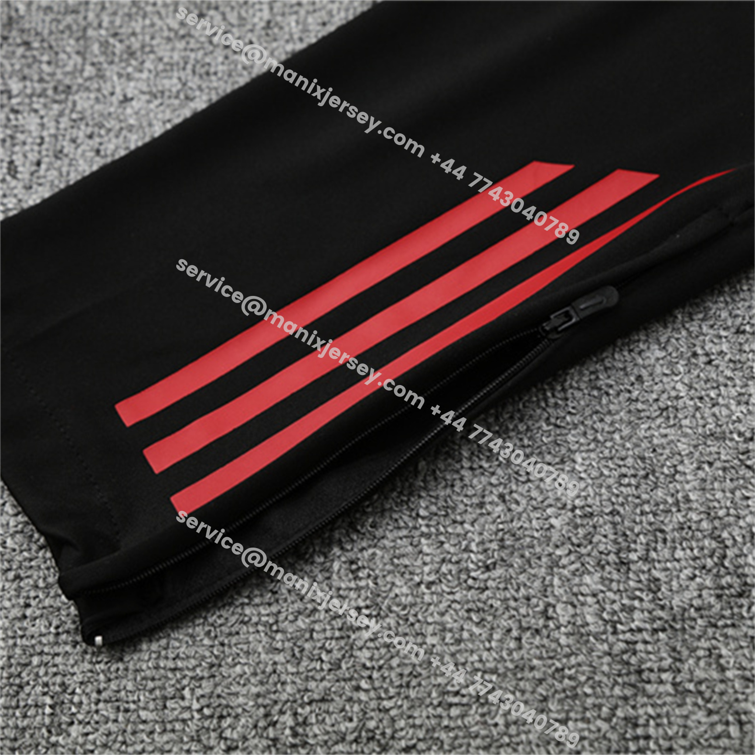 ManixJersey.com | Liver.pool 25-26 Kids Long Sleeve Training Set - Black Top & Black Pants -Customize Name, Number and Patch | Worldwide Shipping
