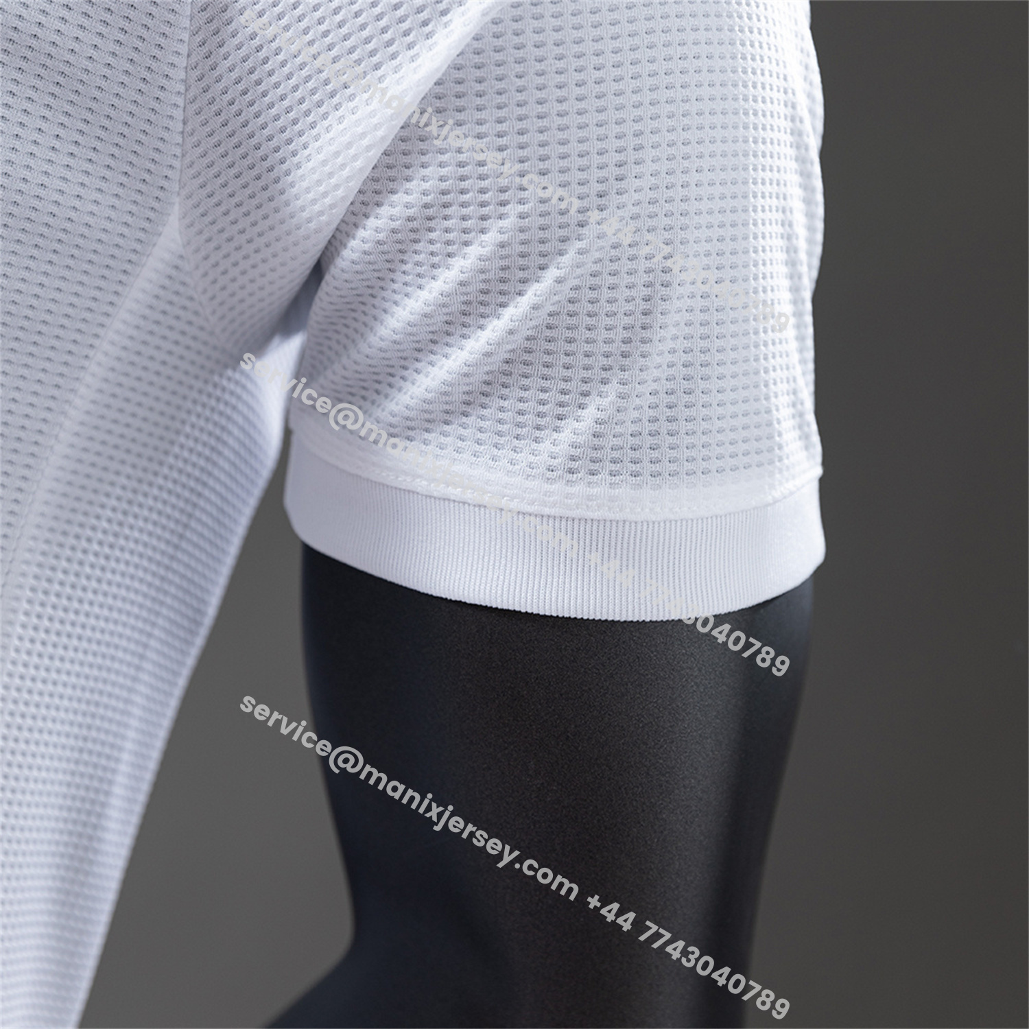 ManixJersey.com | Retro Juventus 2018-19 Home Jersey - Player Version -Customize Name, Number and Patch | Worldwide Shipping