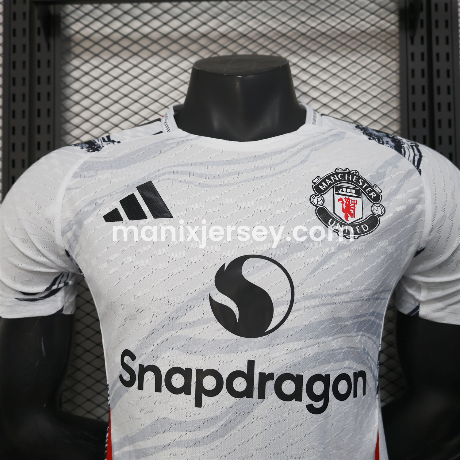 ManixJersey.com | Manchester United 25-26 White Special Edition Jersey - Player Version -Customize Name, Number and Patch | Worldwide Shipping