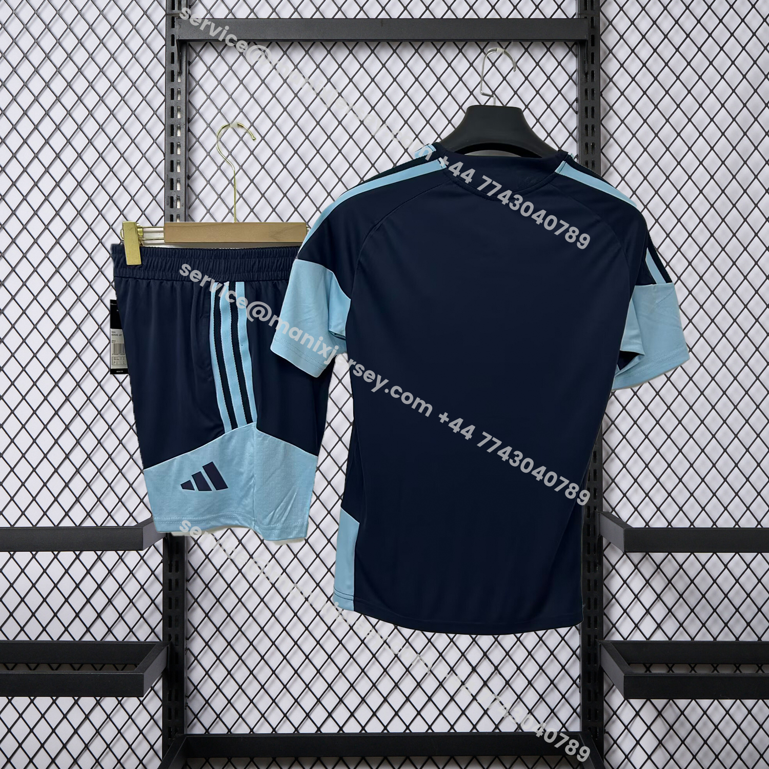 ManixJersey.com | Argentina 2026 Black Pre-Match Training Kids Kit -Customize Name, Number and Patch | Worldwide Shipping