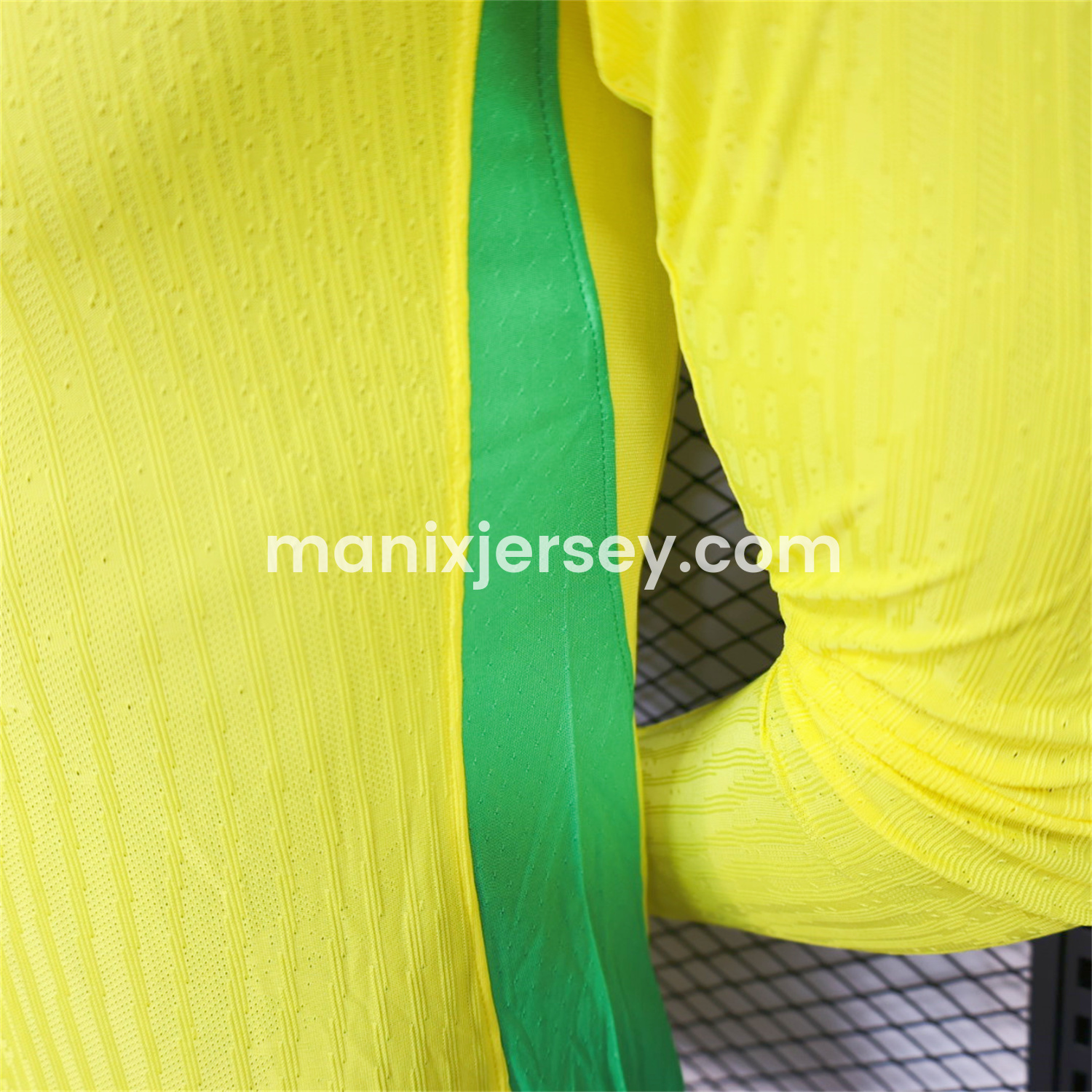 ManixJersey.com | Brazil 2025 Women's Team Home Long Sleeves Jersey - Men's Player Version -Customize Name, Number and Patch | Worldwide Shipping