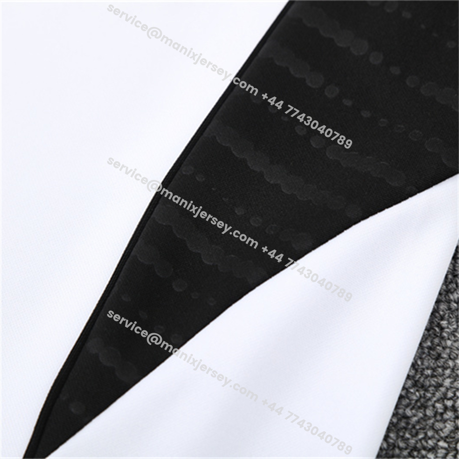 ManixJersey.com | Arsenal 25-26 Long Sleeve Training Set - White Top & Black Pants -Customize Name, Number and Patch | Worldwide Shipping
