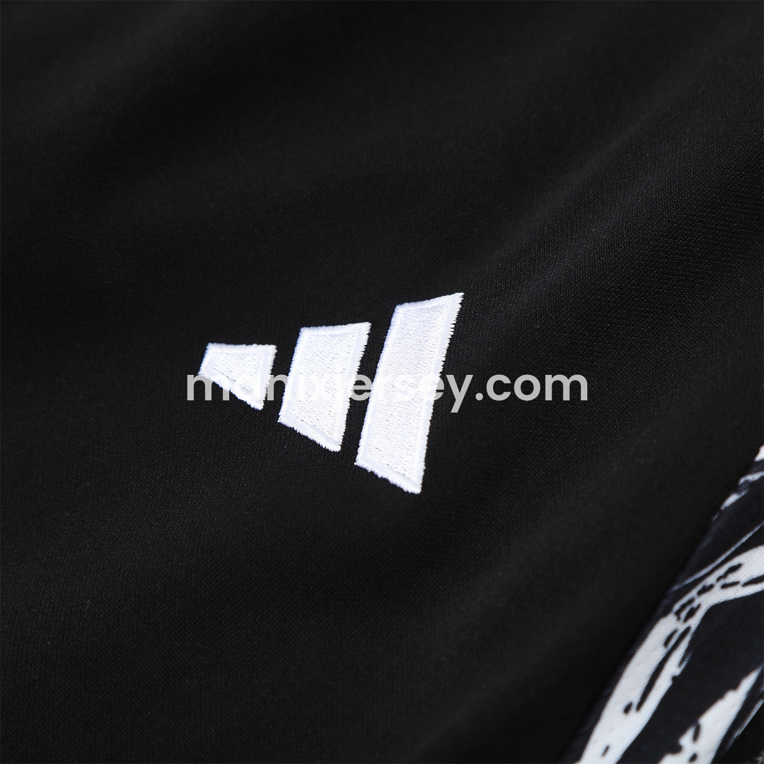 ManixJersey.com | Arsenal 24-25 Pre-Match Training Hoodie Set - White Top and Black Pants -Customize Name, Number and Patch | Worldwide Shipping