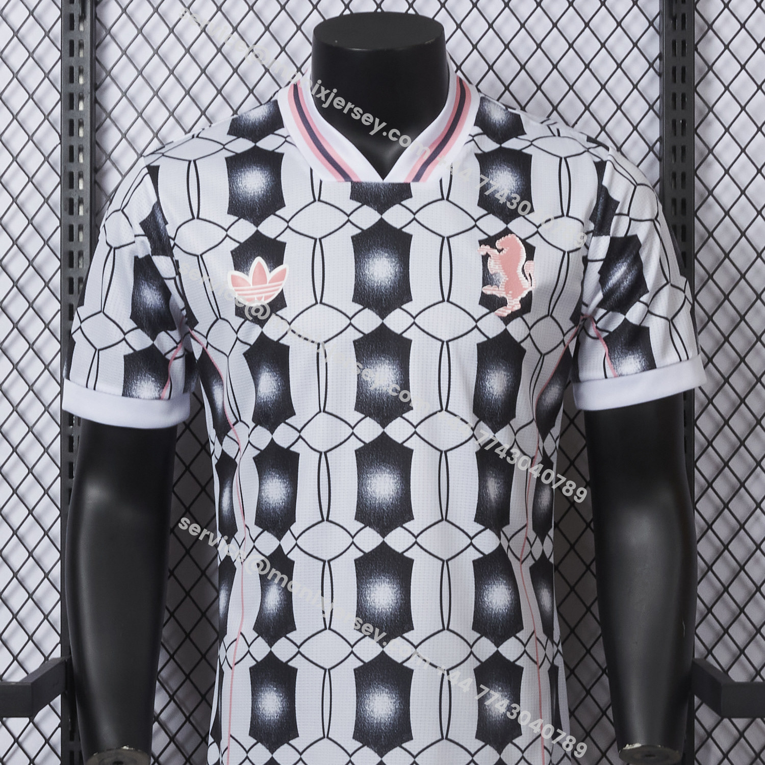 ManixJersey.com | Juventus 25-26 Retro-Style Hexagonal Pattern Jersey - Player Edition -Customize Name, Number and Patch | Worldwide Shipping