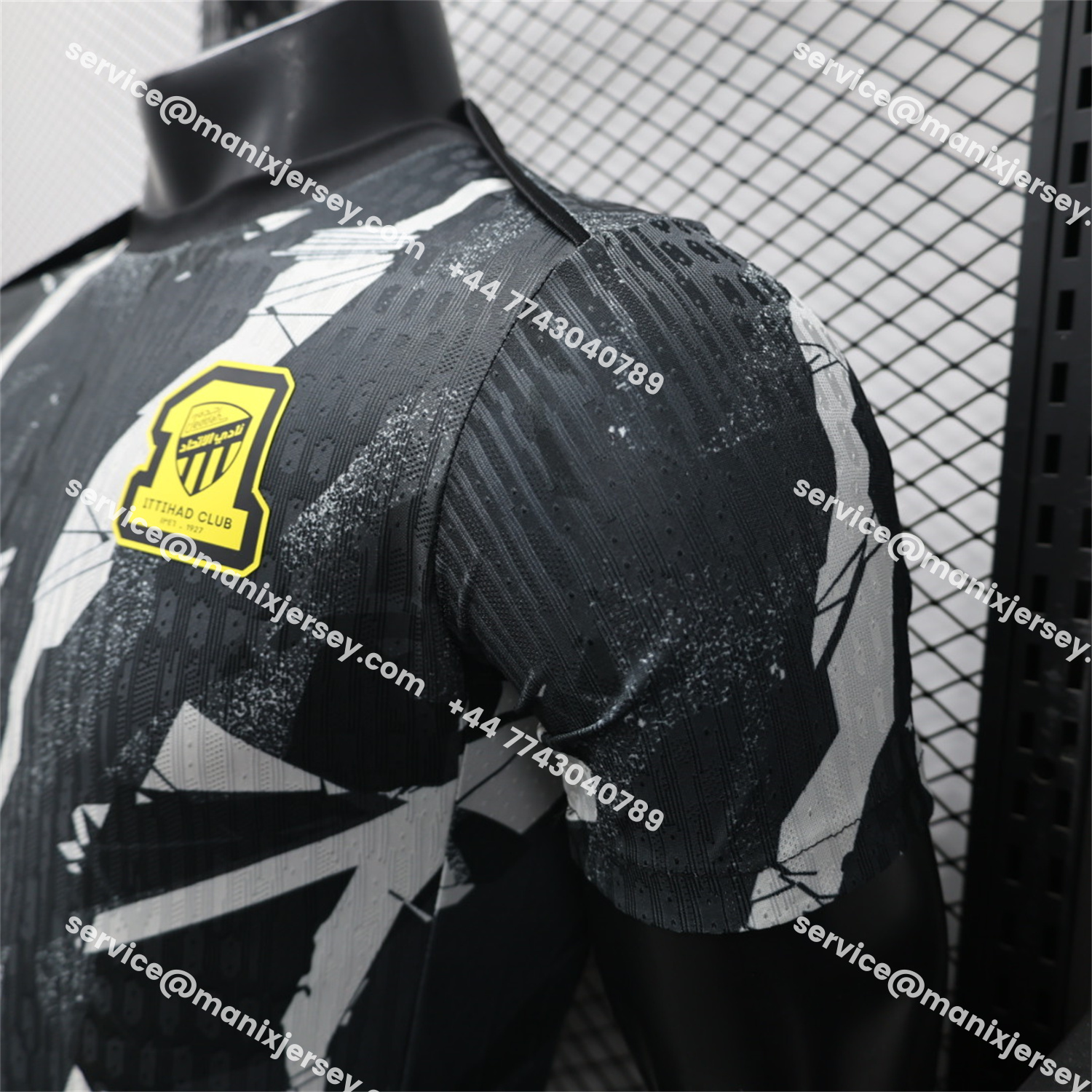 ManixJersey.com | Al Ittihad Jeddah United 25-26 Black Pre-Match Jersey - Player Version -Customize Name, Number and Patch | Worldwide Shipping