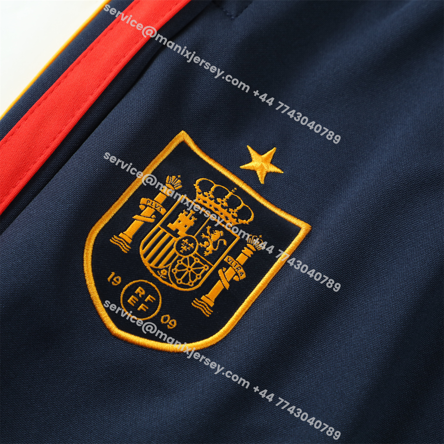 ManixJersey.com | Spain 2026 Kids Long Sleeve Training Set - Light Blue Top & Pants -Customize Name, Number and Patch | Worldwide Shipping