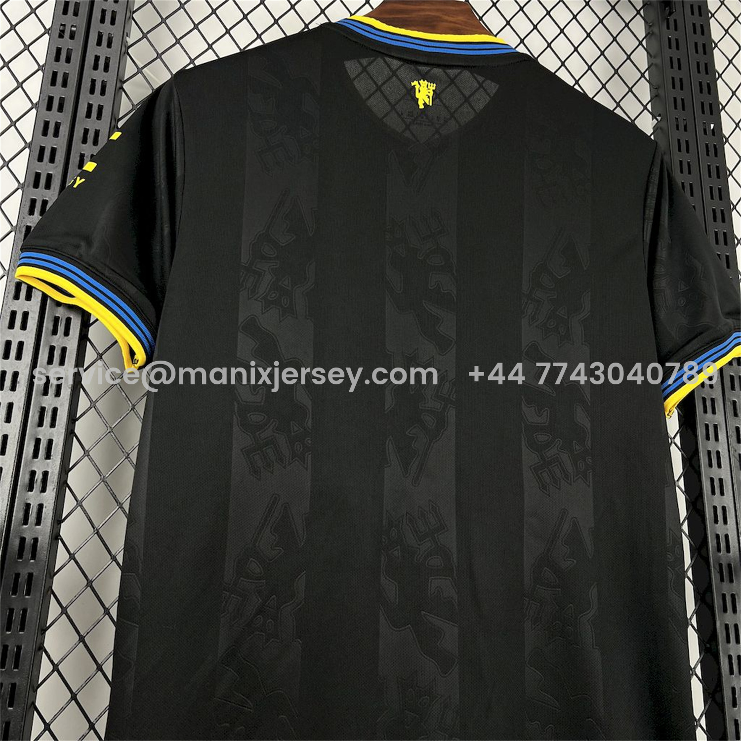 ManixJersey.com | Manchester United 25-26 Third Black Jersey - Fans Version -Customize Name, Number and Patch | Worldwide Shipping