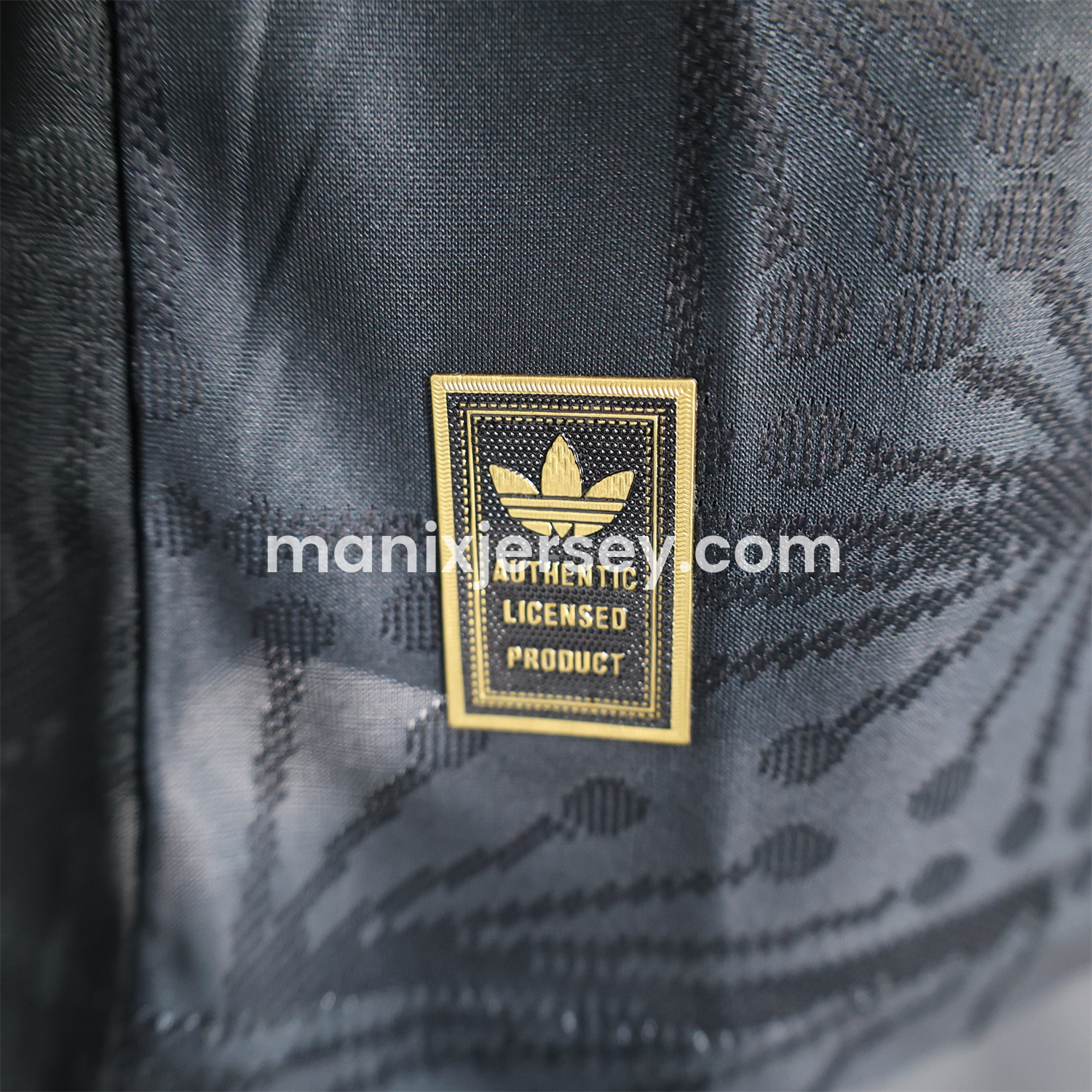 ManixJersey.com | Mexico 25-26 Black Polo Jersey with Red White and Green Decorative Pattern - Player Version -Customize Name, Number and Patch | Worldwide Shipping