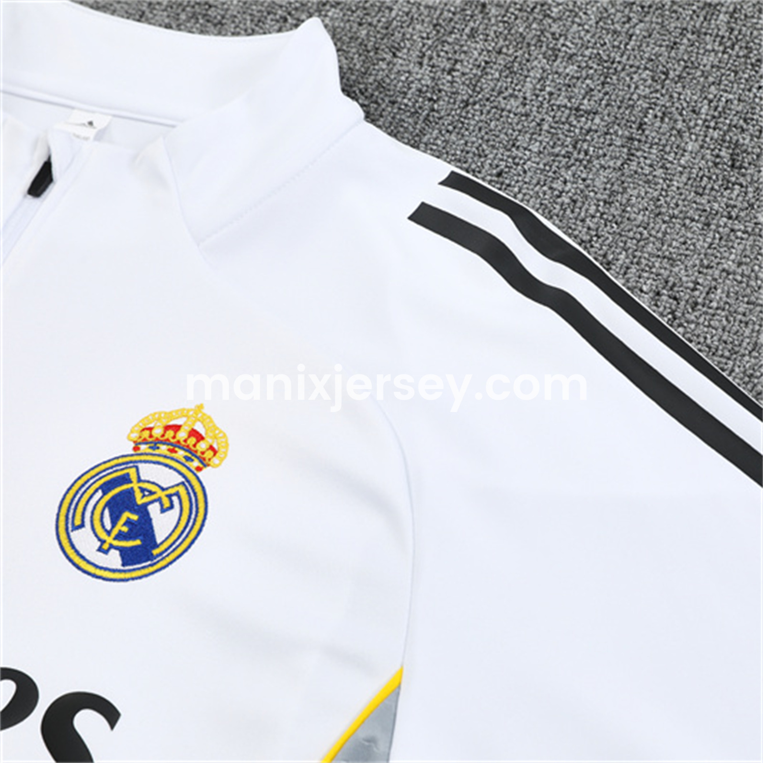 ManixJersey.com | Real Madrid 25-26 Kids Long Sleeve Training Set - Yellow Line White Top and Black Shorts -Customize Name, Number and Patch | Worldwide Shipping