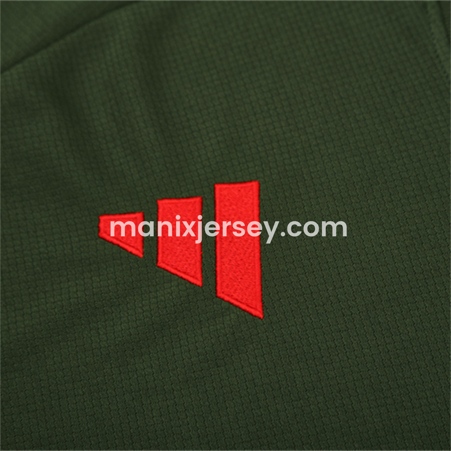 ManixJersey.com | Bayern Munich 25-26 Short-Sleeve Training Set - Green Top & Black shorts -Customize Name, Number and Patch | Worldwide Shipping