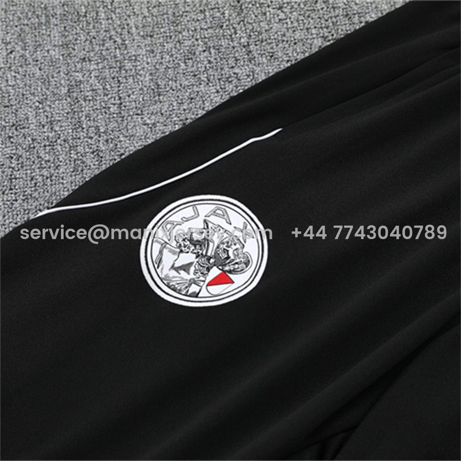 ManixJersey.com | Ajax 25-26 Kids Long Sleeve Training Set - Black Top and Black Pants -Customize Name, Number and Patch | Worldwide Shipping