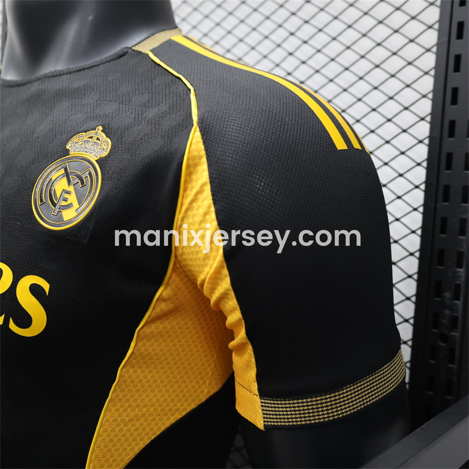 ManixJersey.com | Real Madrid 25-26 Black Gold Special Edition Jersey - Player Version -Customize Name, Number and Patch | Worldwide Shipping