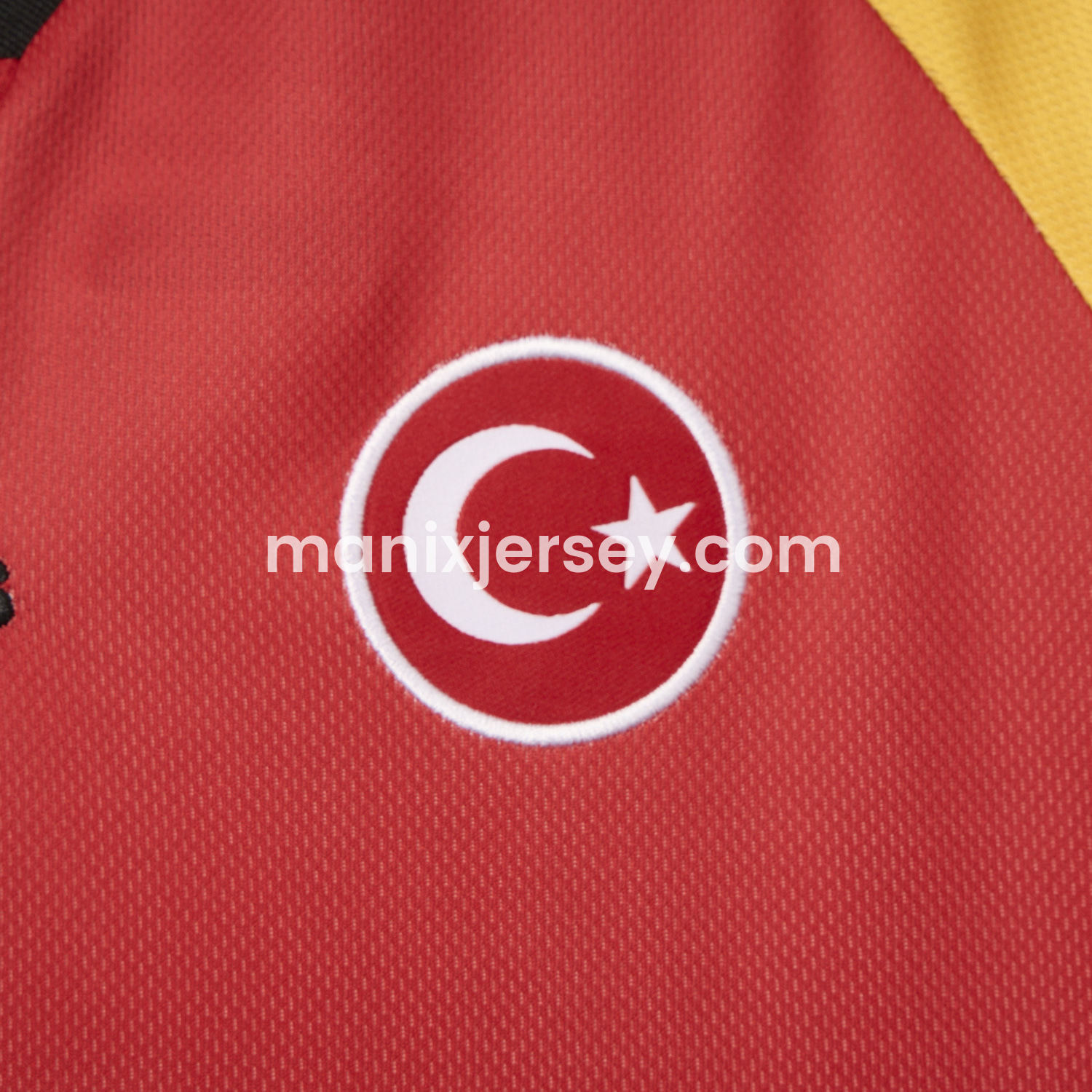 ManixJersey.com | Retro Galatasaray 1998-99 Home Jersey -Customize Name, Number and Patch | Worldwide Shipping