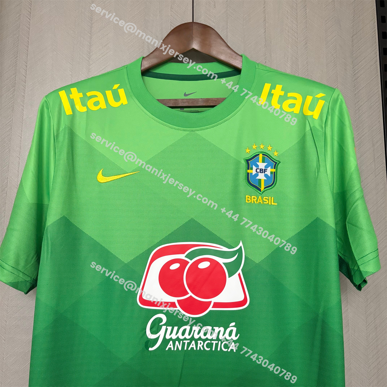 ManixJersey.com | Retro Brazil 2022 Pre-Match Green Special Jersey -Customize Name, Number and Patch | Worldwide Shipping