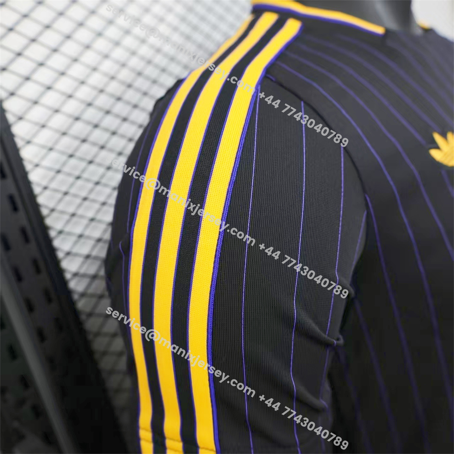 ManixJersey.com | Manchester United 25-26 Trefoil Purple Lines Black Travel Jersey - Player Version -Customize Name, Number and Patch | Worldwide Shipping