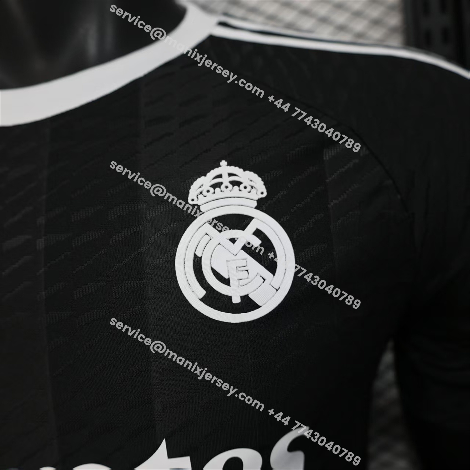 ManixJersey.com | Real Madrid 25-26 Black Terrace Goalkeeper Jersey - Player Version -Customize Name, Number and Patch | Worldwide Shipping