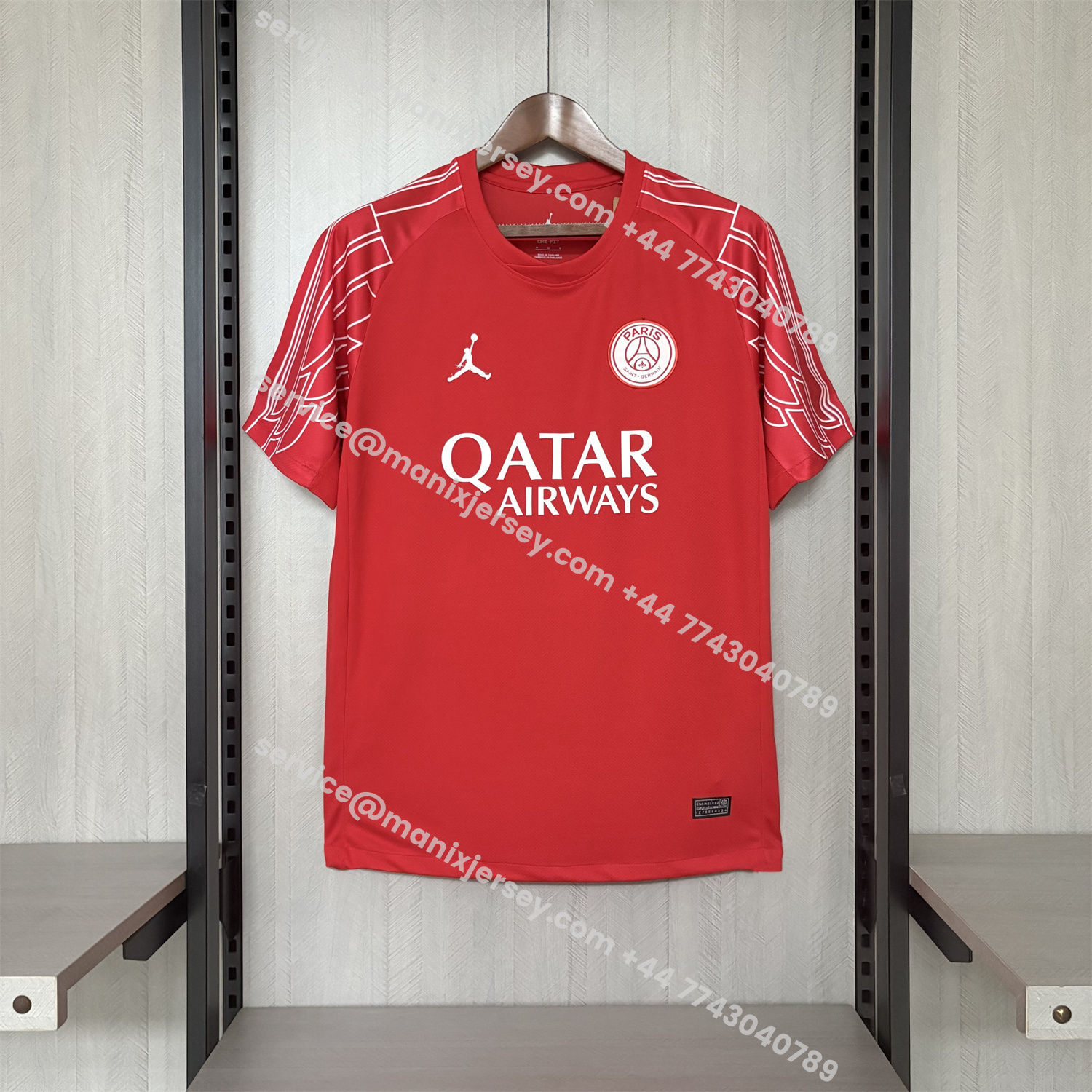 ManixJersey.com | Paris Saint-Germain PSG 25-26 Red Training Jersey - Fans Version -Customize Name, Number and Patch | Worldwide Shipping