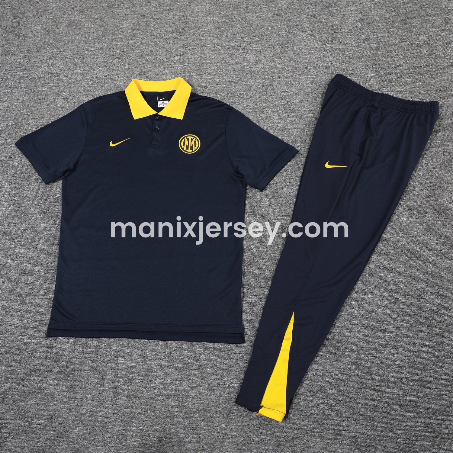 ManixJersey.com | Inter Milan 25-26 POLO Short-Sleeve Training Set - Black Top and Pants -Customize Name, Number and Patch | Worldwide Shipping