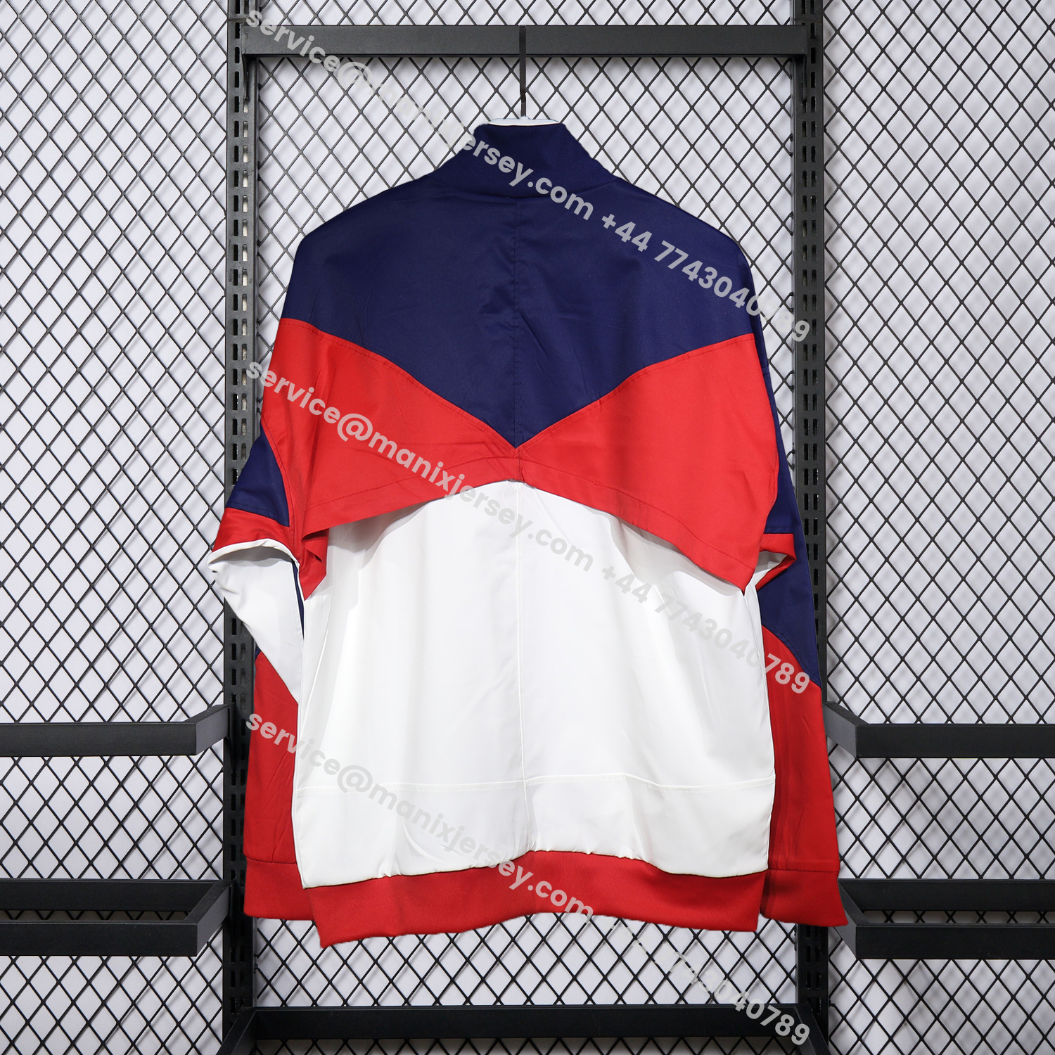 ManixJersey.com | Paris Saint-Germain PSG 25-26 Throwback Windbreaker Jacket - White -Customize Name, Number and Patch | Worldwide Shipping