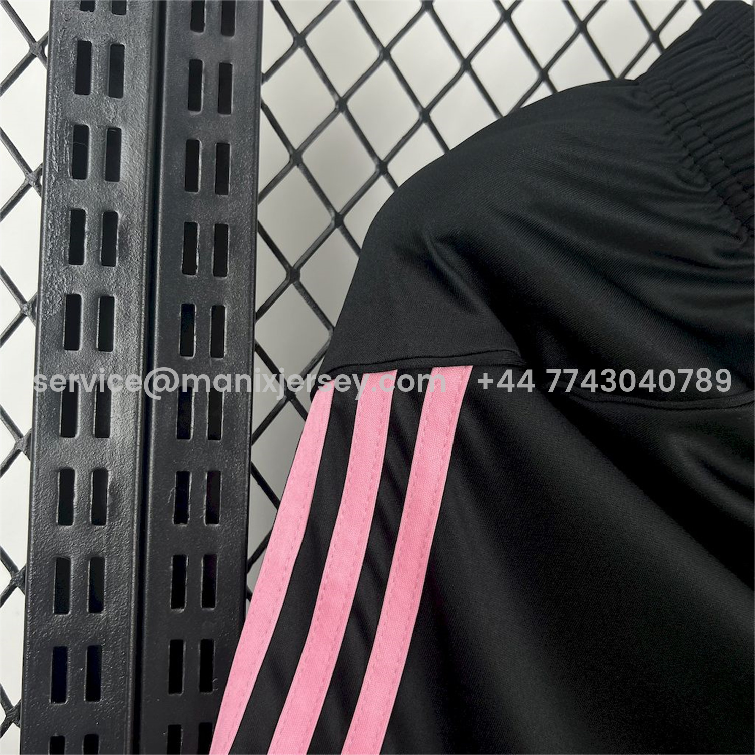 ManixJersey.com | Juventus 25-26 Home Black Shorts - Fans Version -Customize Name, Number and Patch | Worldwide Shipping