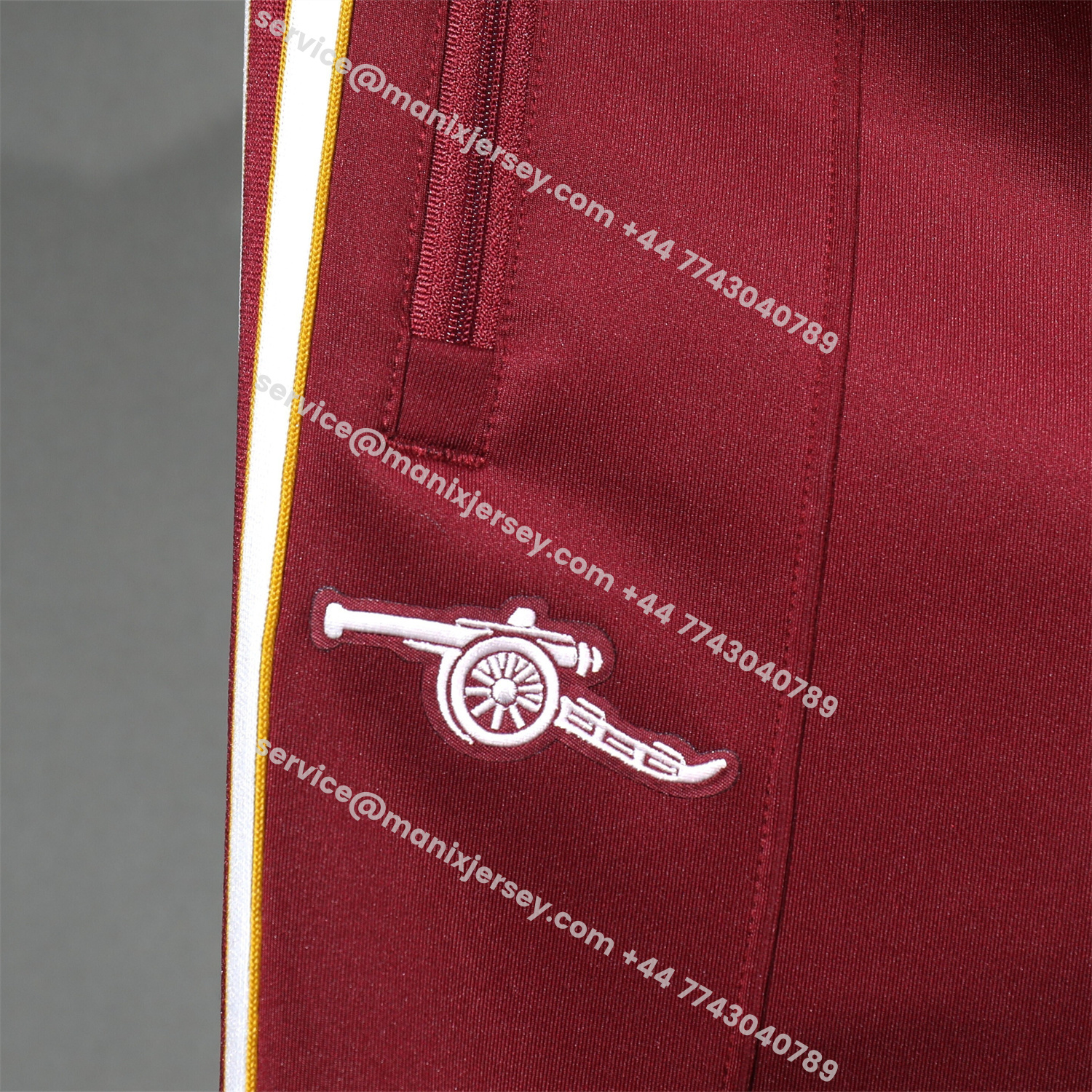 ManixJersey.com | Arsenal 25-26 Jacket Training Tracksuit - Red Throwback Jackets & Red Pants -Customize Name, Number and Patch | Worldwide Shipping