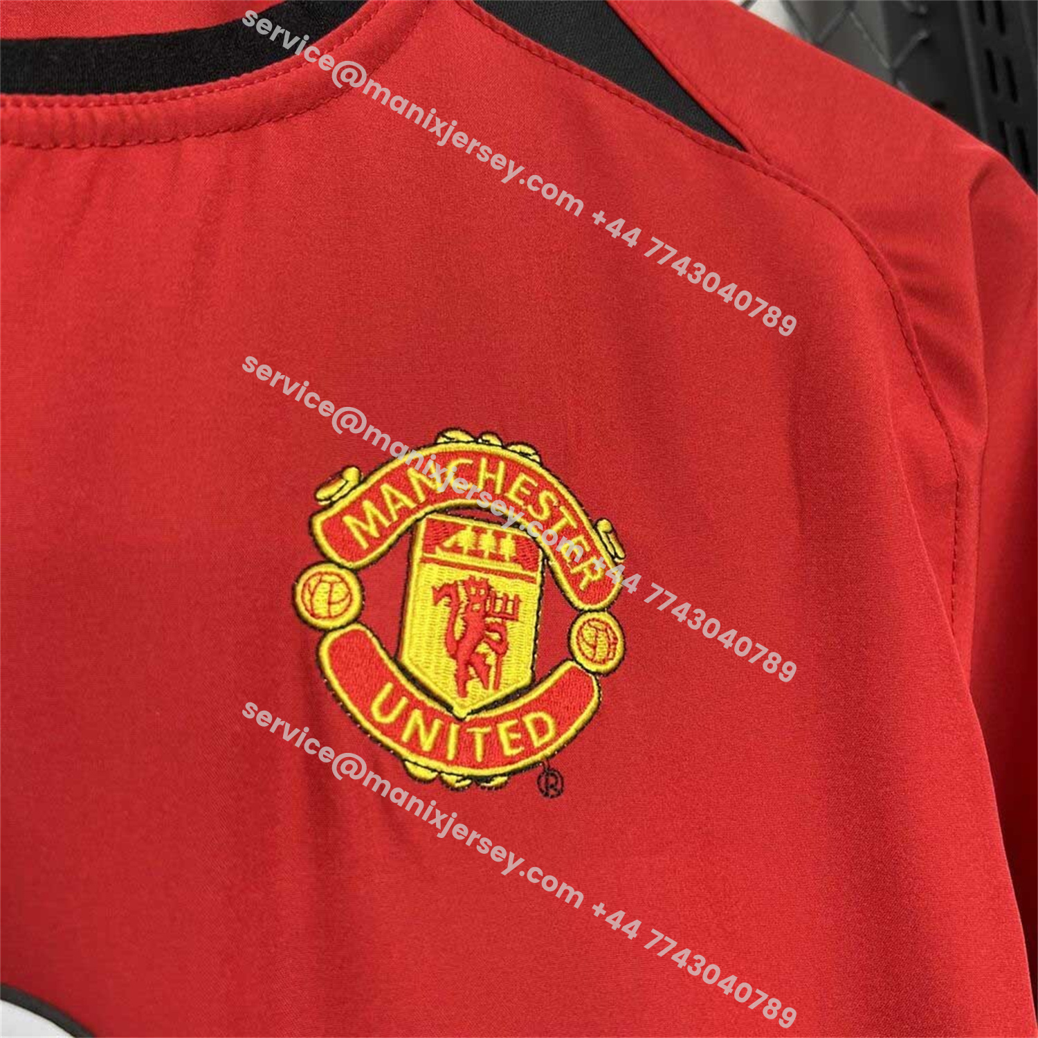 ManixJersey.com | Retro Manchester United 03-04 Home Jersey -Customize Name, Number and Patch | Worldwide Shipping