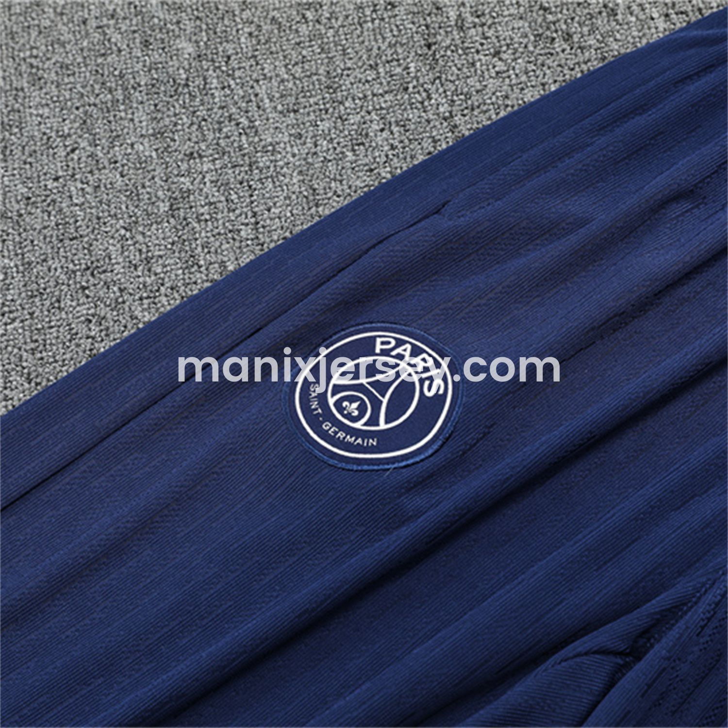 ManixJersey.com | Paris Saint-Germain PSG 25-26 Long Sleeves Training Set - Red Top & Royal Blue Pants -Customize Name, Number and Patch | Worldwide Shipping