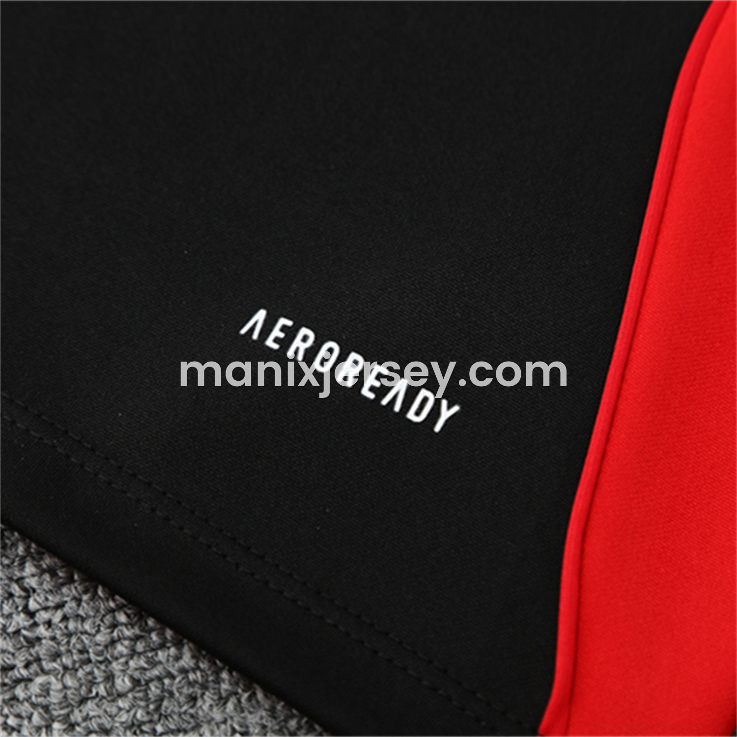ManixJersey.com | Bayern Munich 25-26 Kid Long Sleeves Training Set - Black Top & Black Pants -Customize Name, Number and Patch | Worldwide Shipping