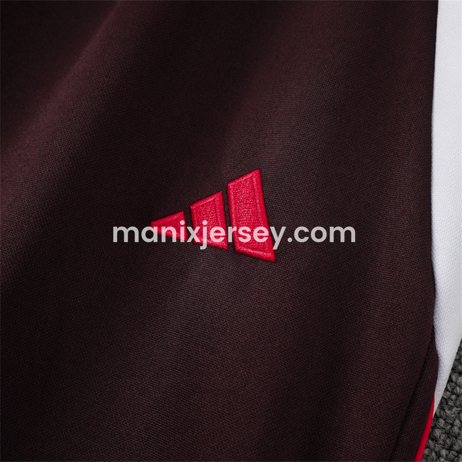 ManixJersey.com | Bayern Munich 24-25 Long Sleeve Training Set - Dark Red -Customize Name, Number and Patch | Worldwide Shipping
