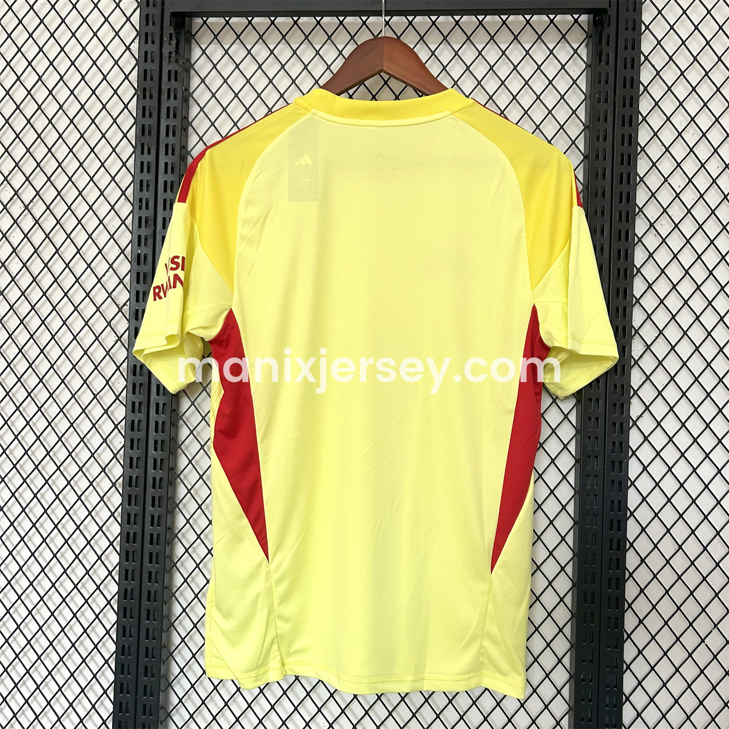 ManixJersey.com | Arsenal 25-26 Yellow Goalkeeper Jersey - Fans Version -Customize Name, Number and Patch | Worldwide Shipping